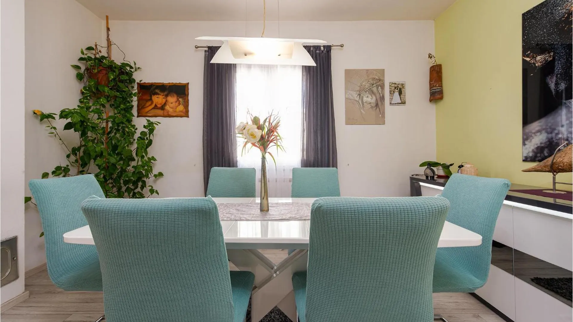 Two-Bedroom Apartment in Bibinje