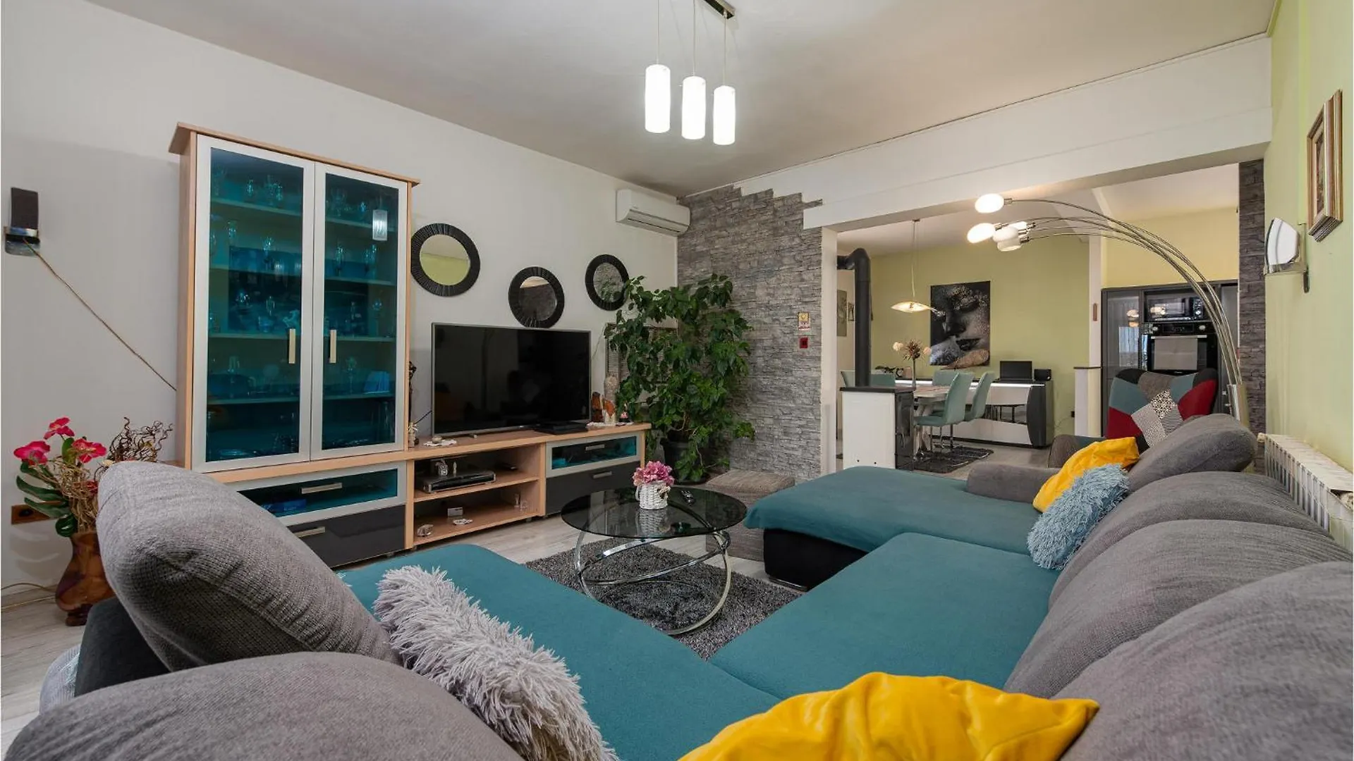 Cozy Apartment In Bibinje With Kitchen